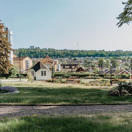 Slottsparken Motel フースクバーナ エクステリア 写真