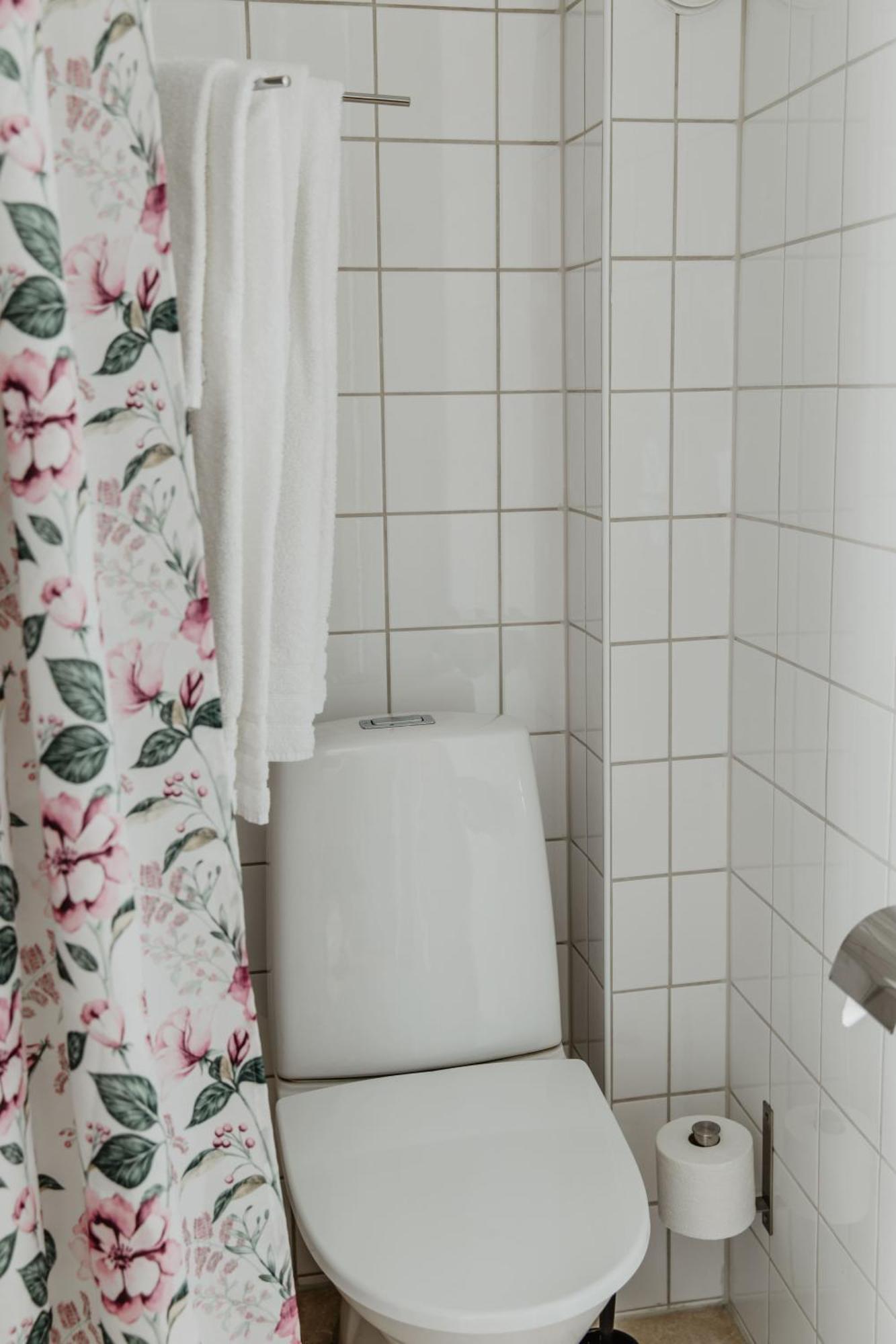 Slottsparken Motel フースクバーナ エクステリア 写真