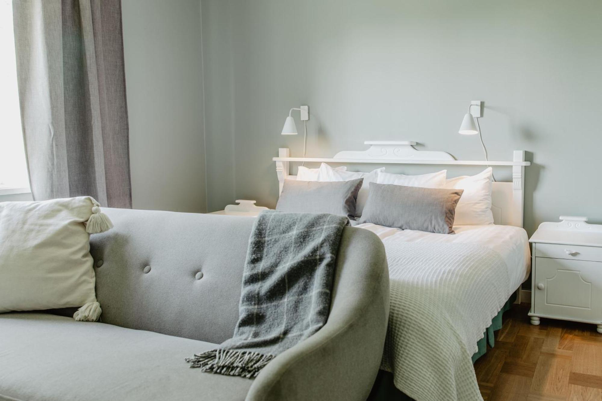 Slottsparken Motel フースクバーナ エクステリア 写真