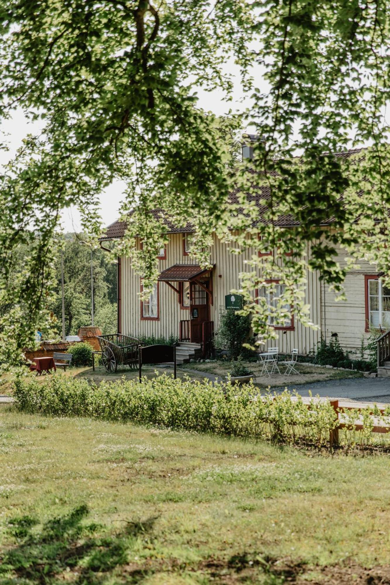Slottsparken Motel フースクバーナ エクステリア 写真